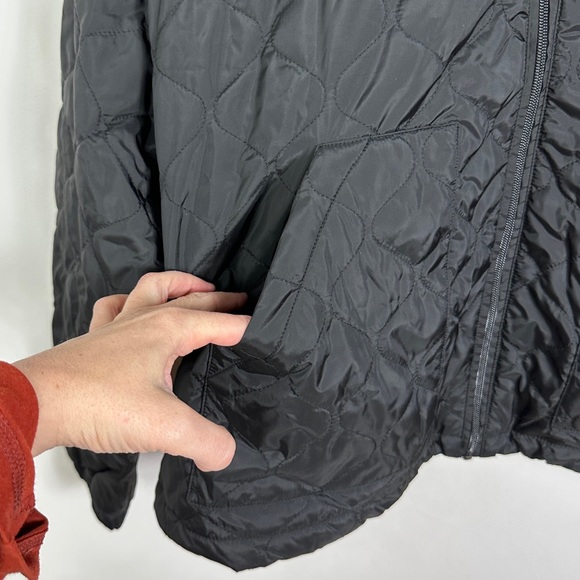 NEW Nordstrom Zella Quilted Bomber Jacket Black Size XL Lightweight Coat Puffer - Picture 8 of 15